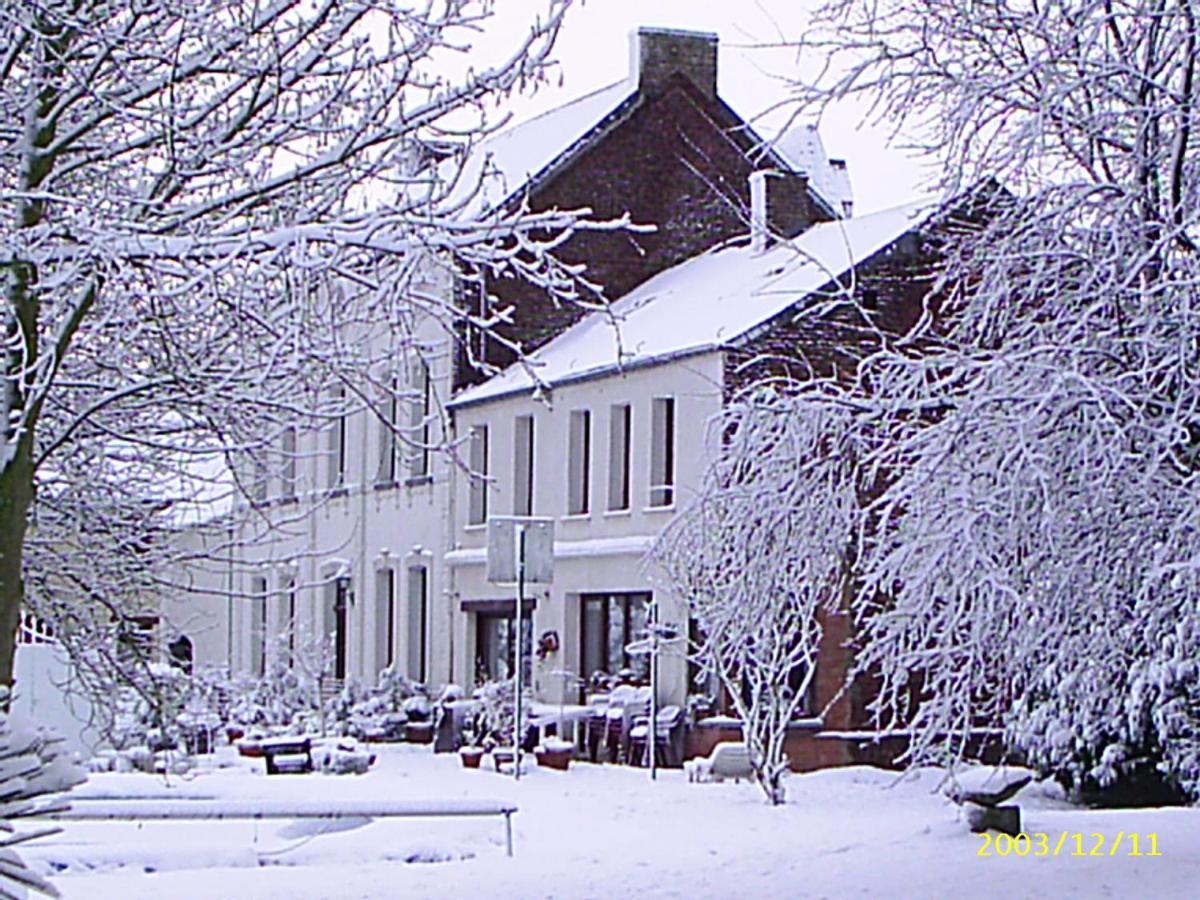 Le Chateau De Frankie Spas-Saunas Grand-Reng Luaran gambar